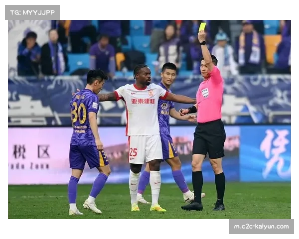 津门虎与亚泰外援阵容对比，展现中超球队战略转型新方向